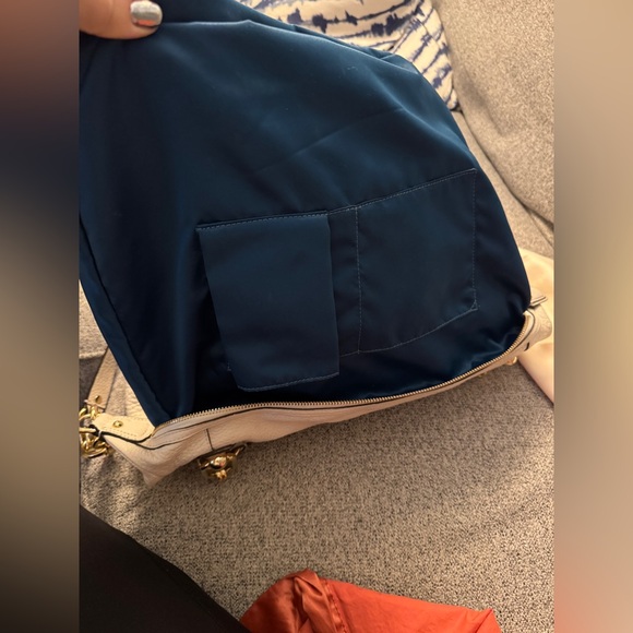 EUC Coach “Kristin Sage” satchel in ivory with brass hardware style# 18280 - Picture 11 of 12